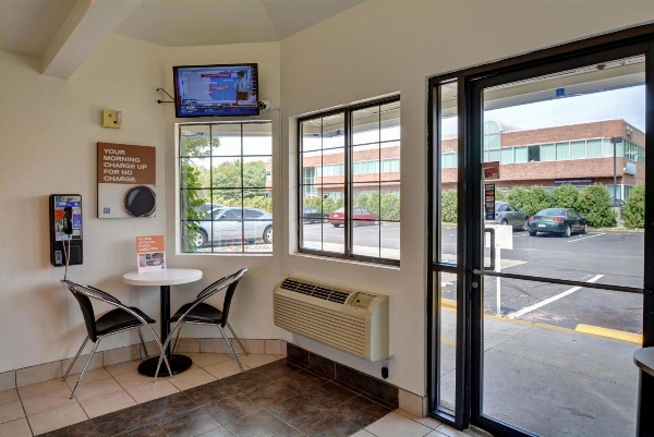 Motel 6-Wethersfield, CT - Hartford Main image